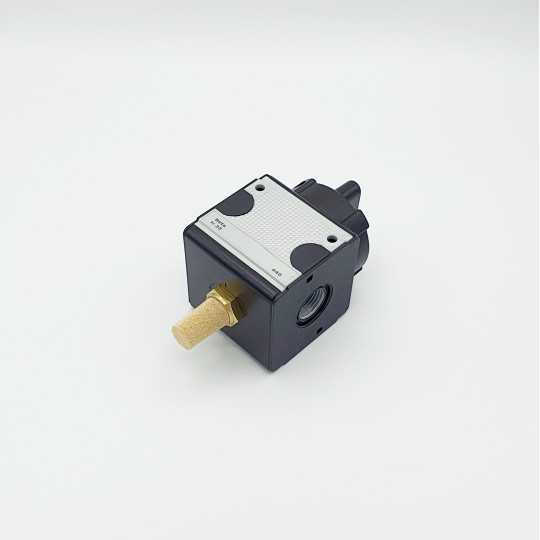 Ball valve / BR 3 / G 3/4" / lockable - 2